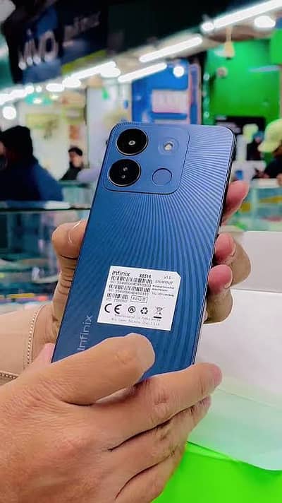 Infinix smart 7 HD All to all with box ok 10/10 pta official approved