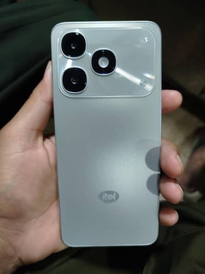 itel A90 4/64