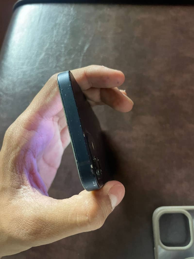 Iphone 12 3