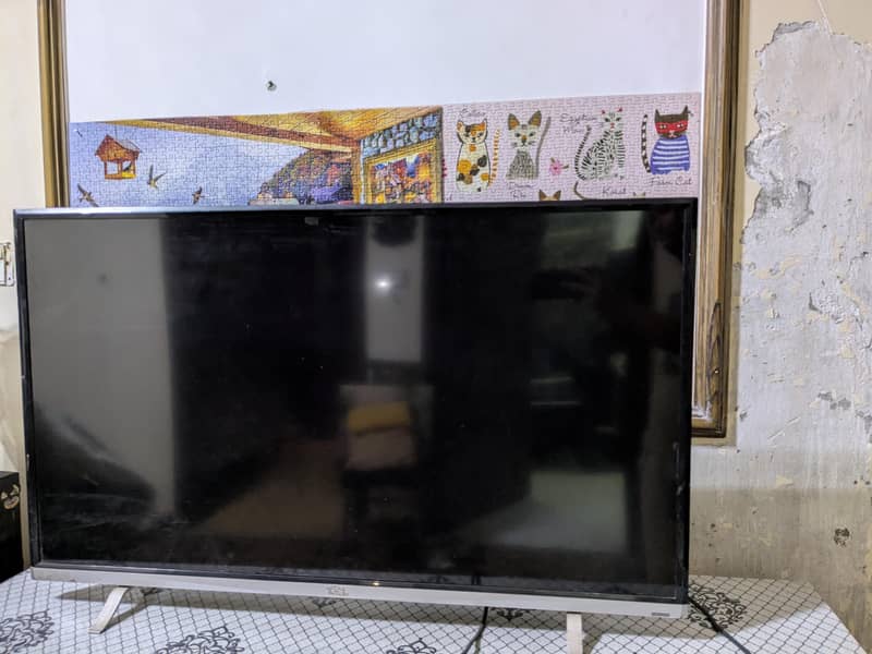 TCl lcd 2