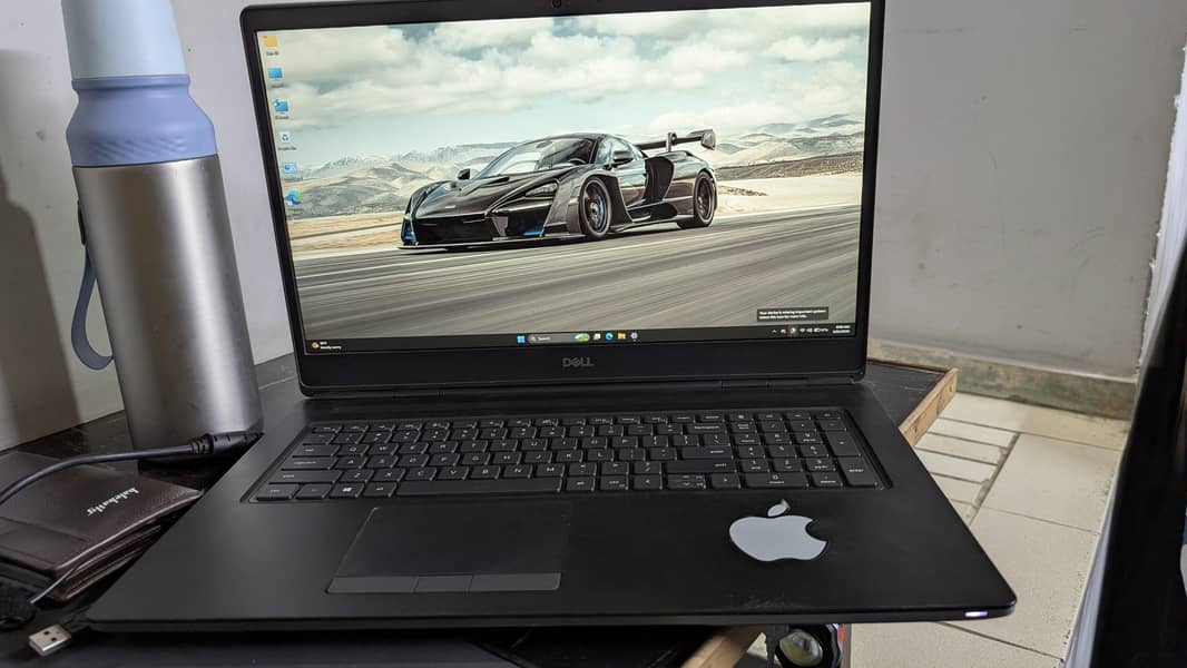 Dell Precision 7750 0
