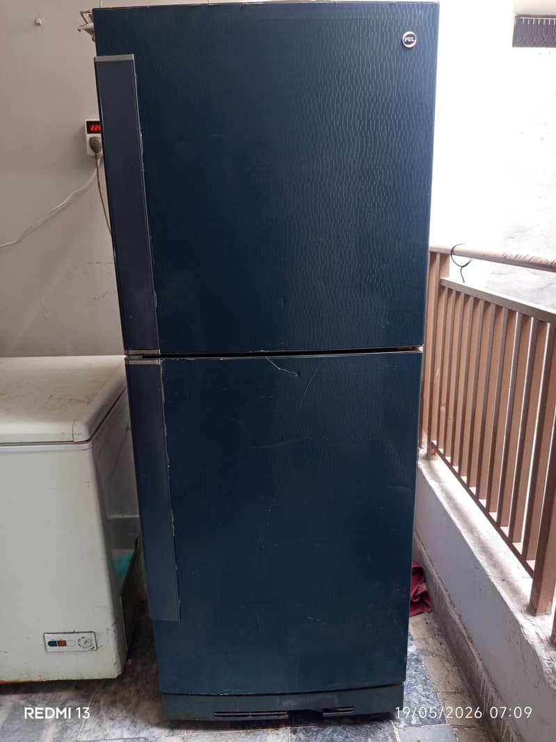 Refrigerator 4