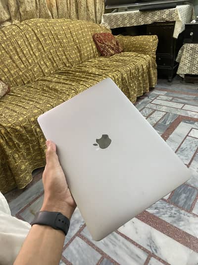 Apple MacBook pro 2017