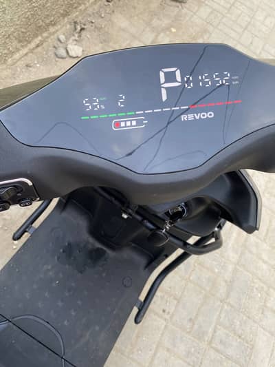 Revoo C32 (electric bike)