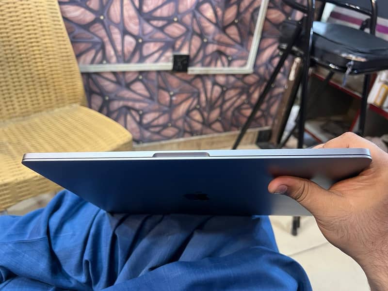 Macbook pro 2016 8