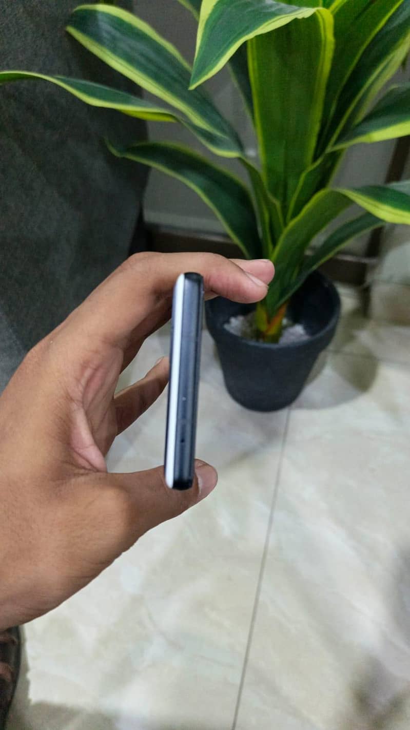 google pixel 6A 1