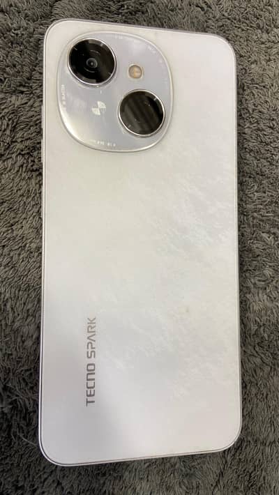 spark go 1 4/64 with charger