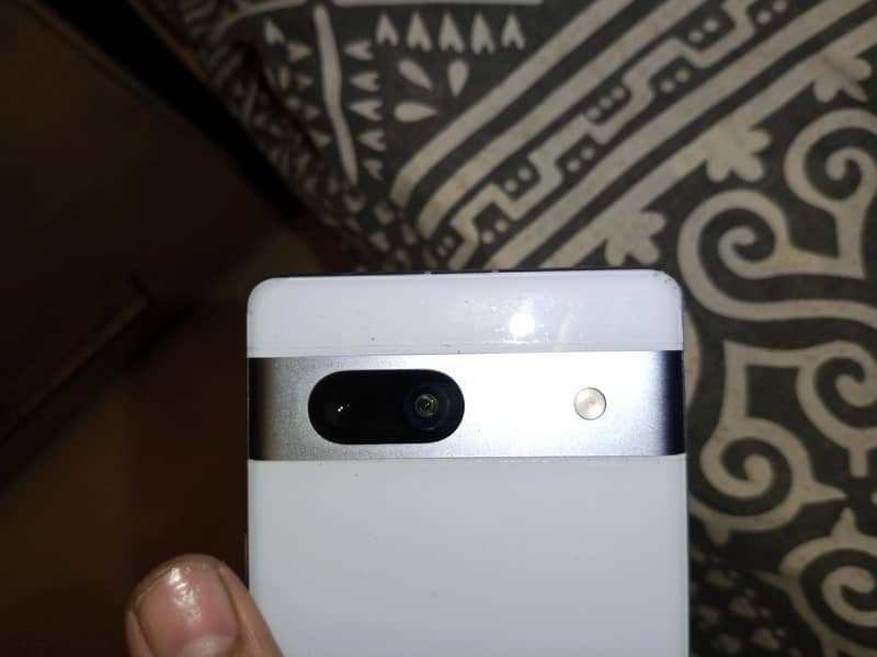 google pixel 7a 3