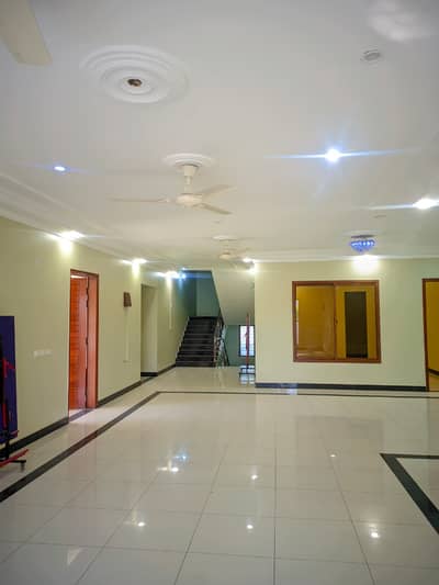DHA PH 8 500YD BUNGALOW UPPER PORTION FOR RENT