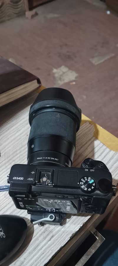 sonya6400 with sigma 16mm urgent sale