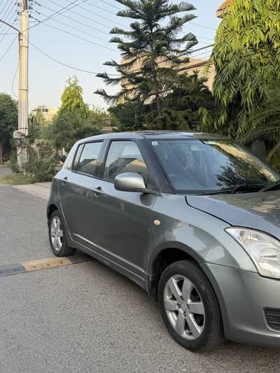 Suzuki Swift 1.3 DLX