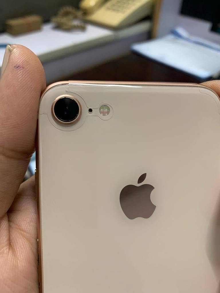 iPhone 8 2