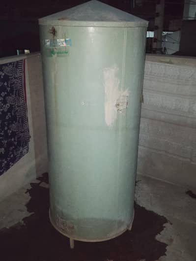 Parola or Bharola For Wheat Storage Good Condition with Stand
