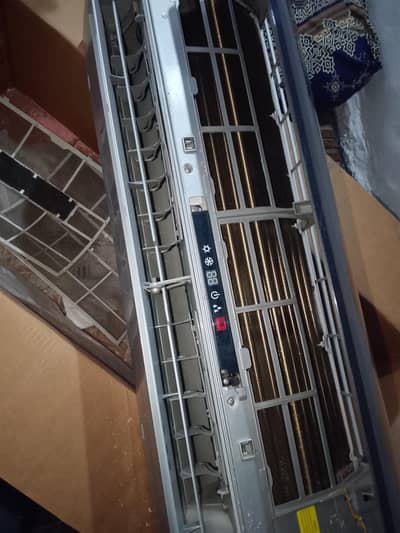 gree inverter 1.5ton like new