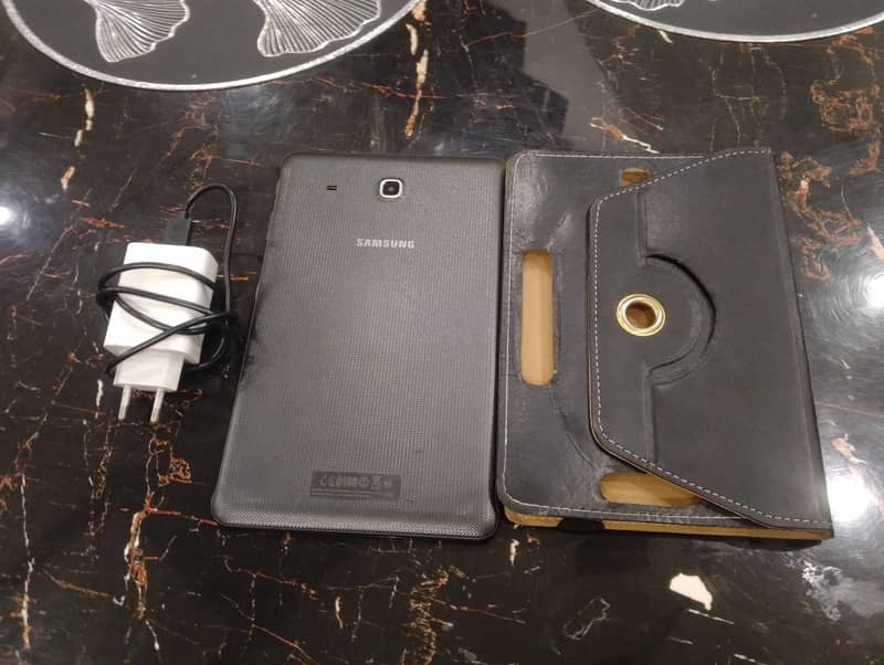 Samsung tab e 0