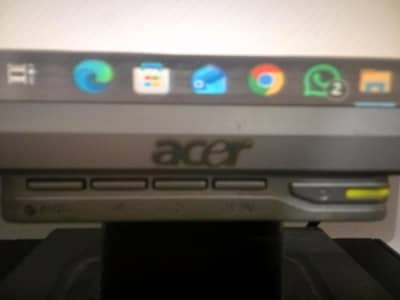 ram 4 gb, Hard 128gb processr Intel (R) pentium(R) generation 4