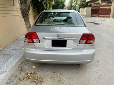 Honda Civic VTi Oriel 2003 model in genuine and excellent condition…