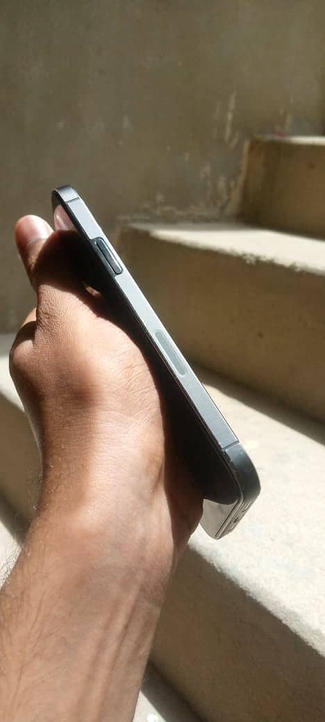 iPhone 12 Pro 3
