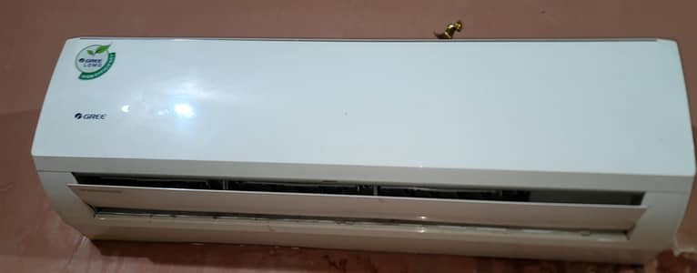 Gree 1.5 Ton Ac in working condition