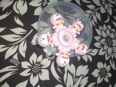 Used Condition Spinners Pink Colour