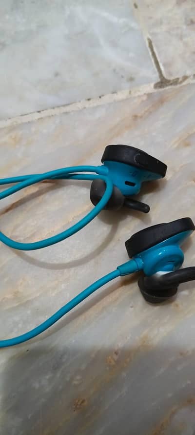 Bose SoundSport Wireless headphones
