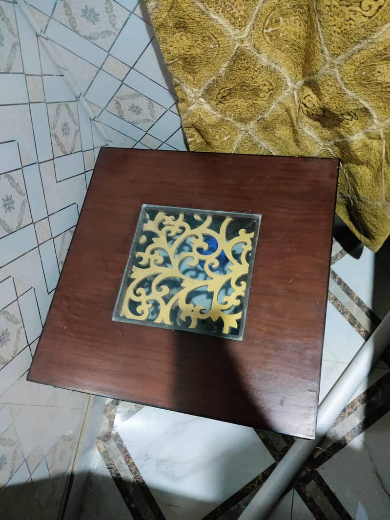 Table and 2 side table 0