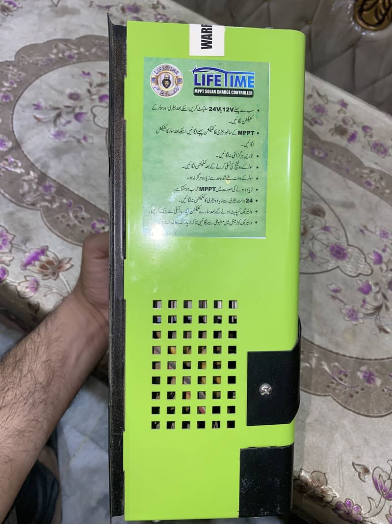 Soler charge controller Mptt 70A 4