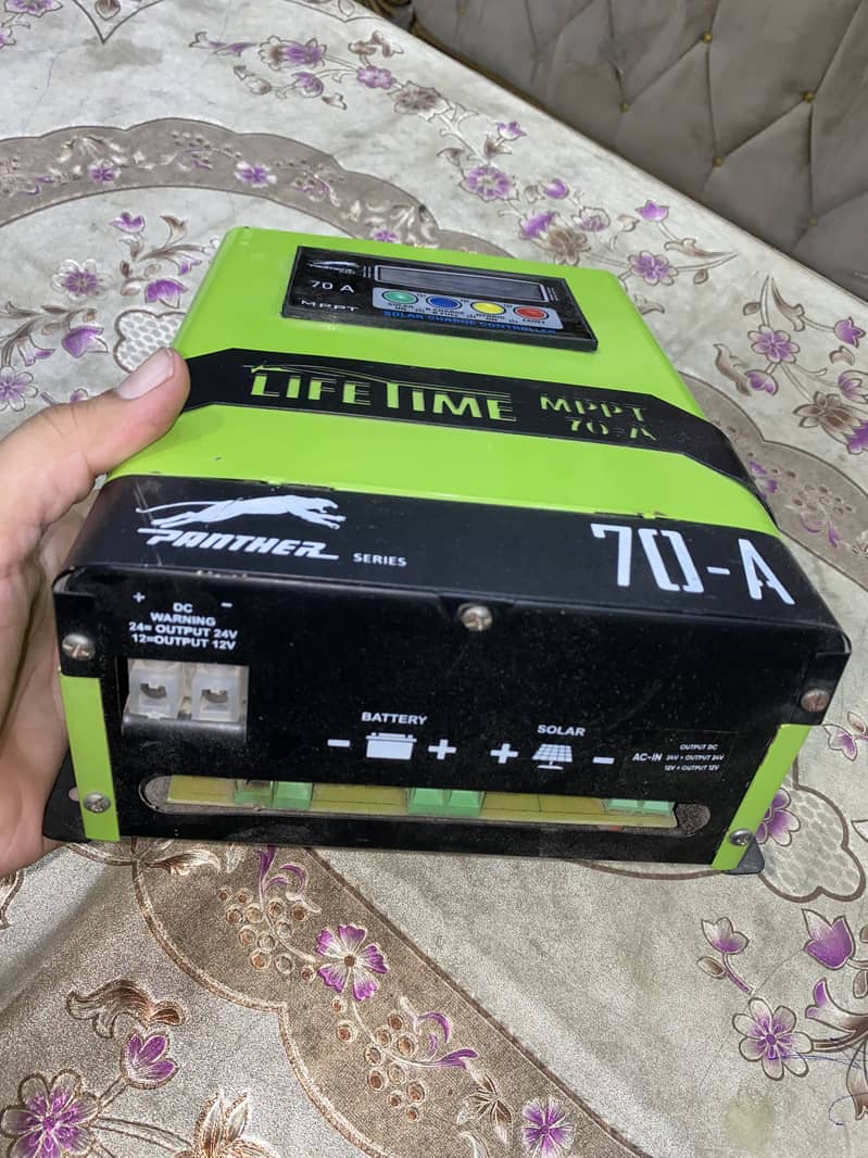 Soler charge controller Mptt 70A 6