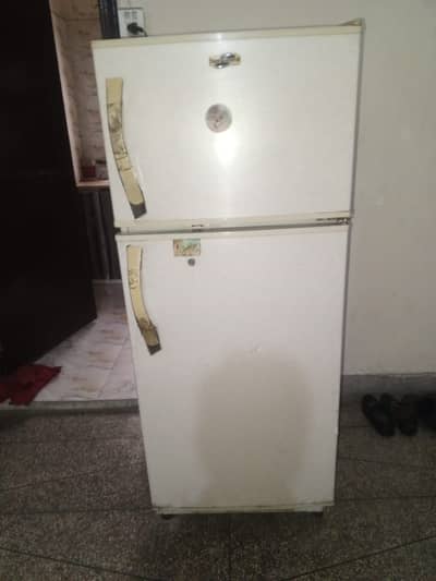 Super General refrigerator