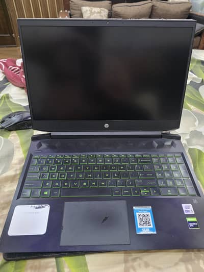HP Pavilion Gaming Laptop 16 (Shadow Black)