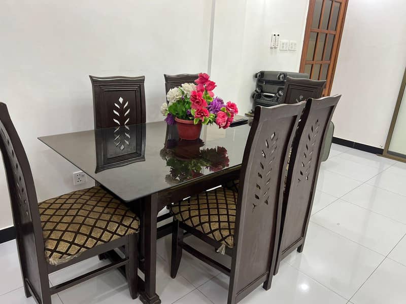 dining table 10