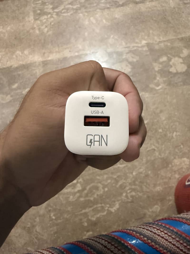 Essagee adapter 20w 2