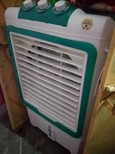 Air cooler.   10/10