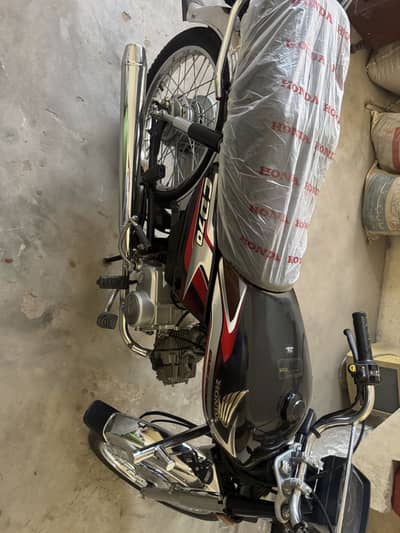 Bilkul New bike hey One hang use