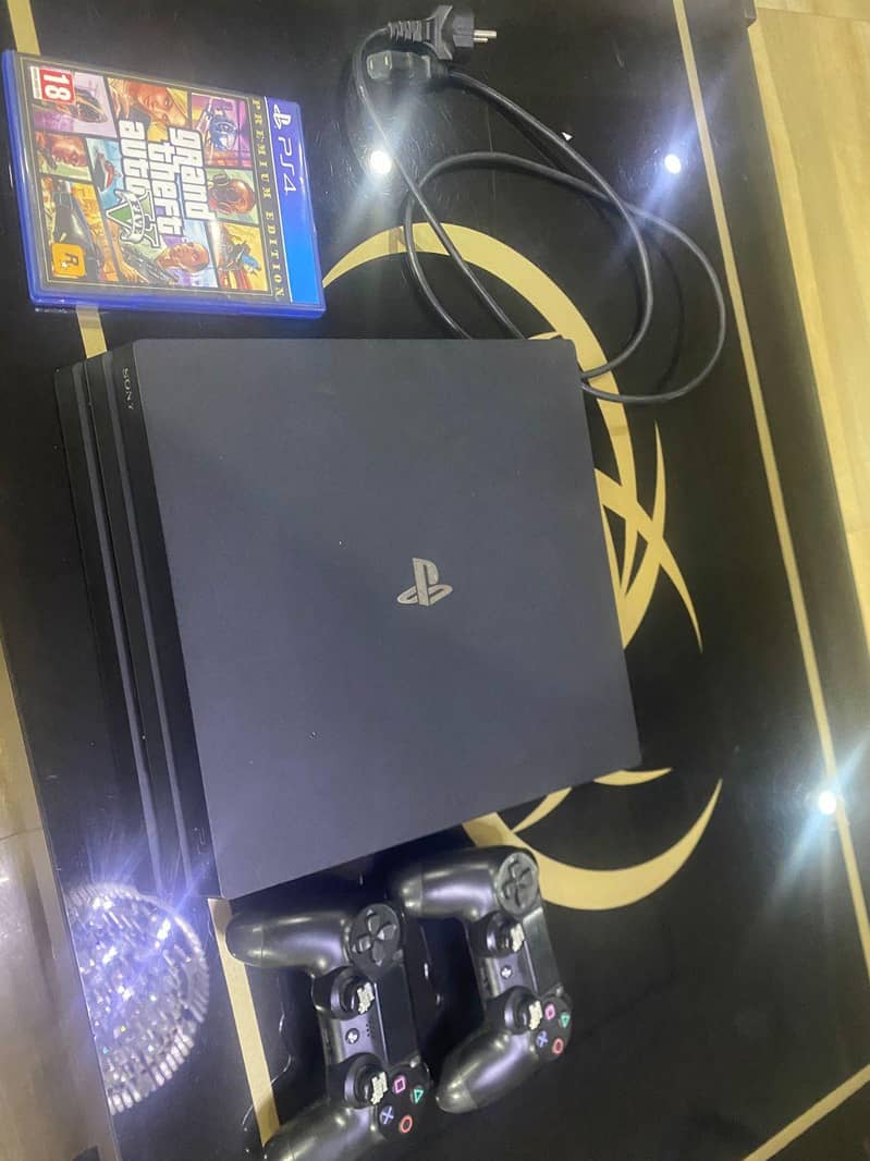 PS4 Pro 5