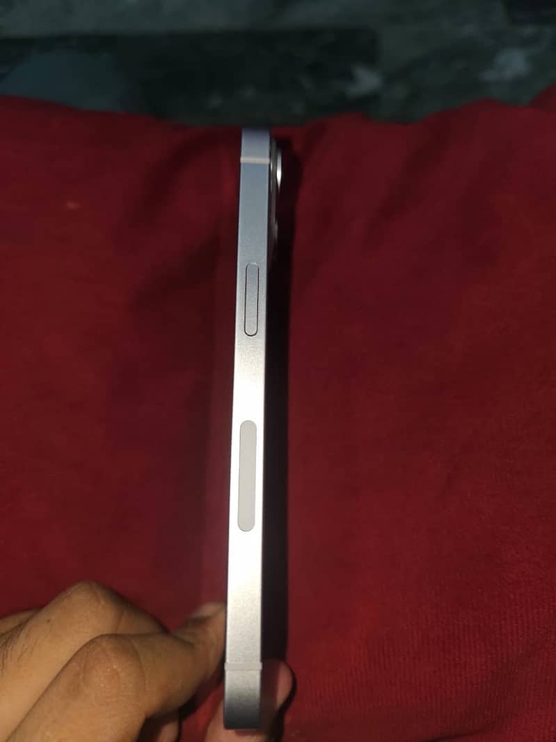 iPhone 14 1