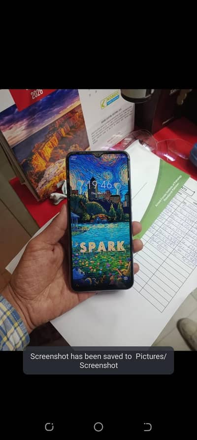 Tecno spark 8c 4+2/128
