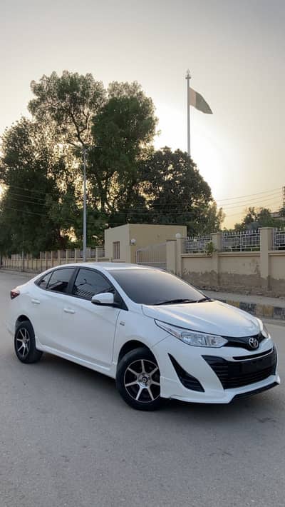 Yaris gli cvt 2021