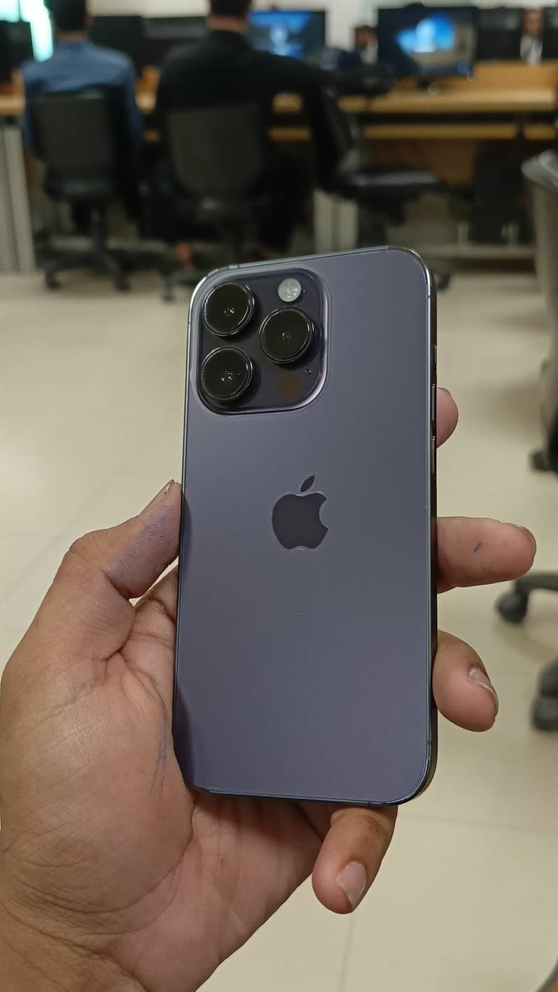 iPhone 14 pro 11