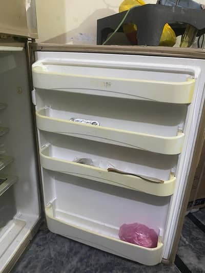 Dawlance Refrigerator