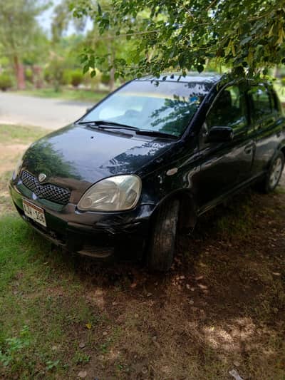 Vitz 2003/8