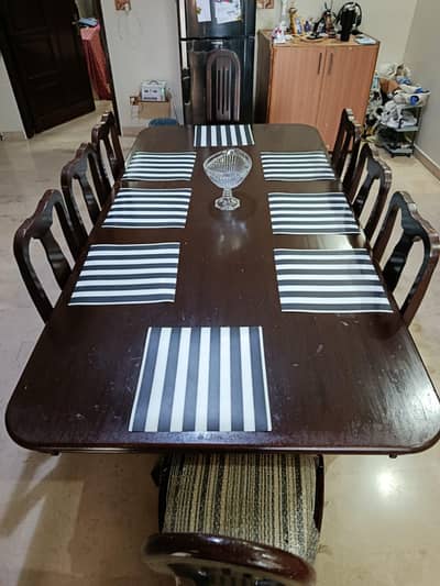 Original Wooden Dining Table Set–6 Seater (Imported from Saudi Arabia)
