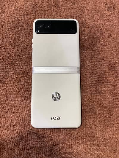 Motorola Razr 40 / PTA Approved