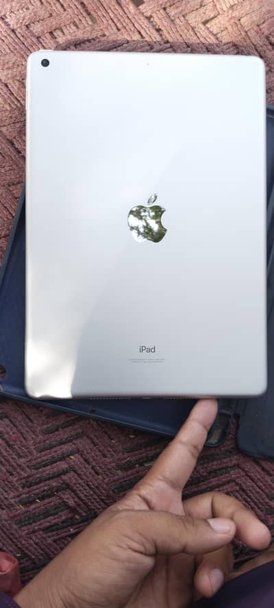 IPAD 9TH GENERATION |Excellent Condition|
