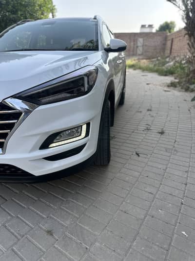 Hyundai tucson AWD
