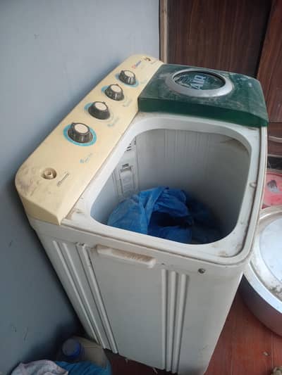 broken Dawlance washing machine for sell