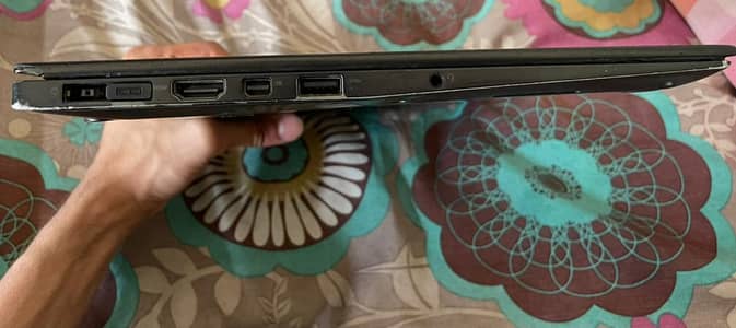 Lenovo Thinkpad laptop x1 carbon