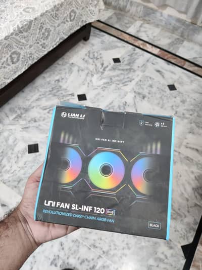 Lian li UNI SL Infinity 120mm fans