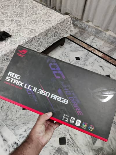 Asus Strix LCII 360mm Liquid cooler