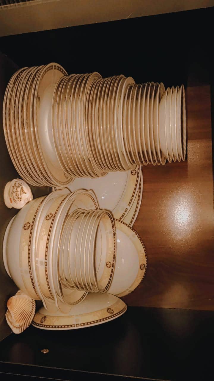 dinner set 2